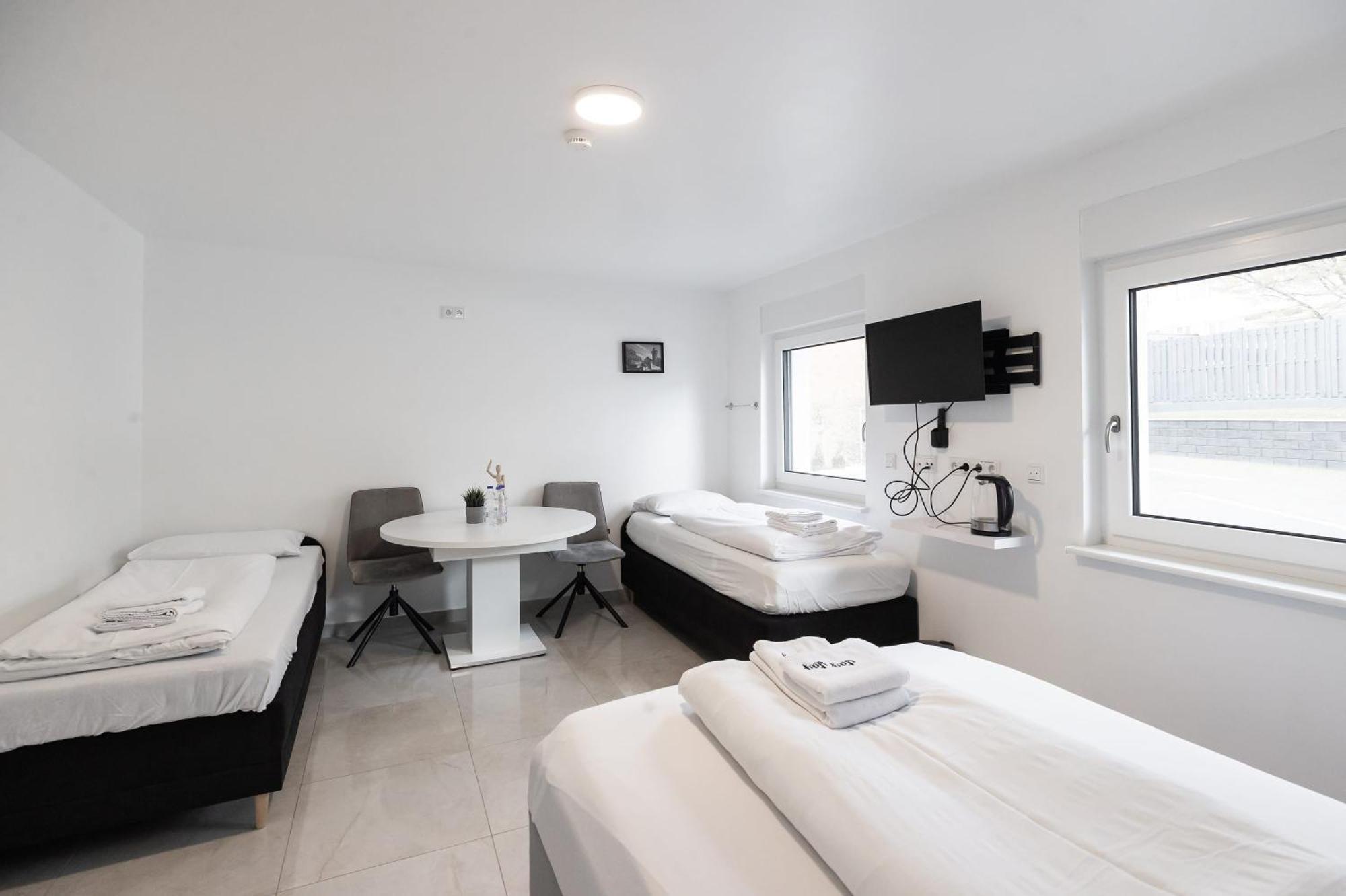By Staystay I 24 Check-in Guest house *